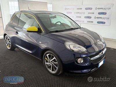 Usata Opel Adam Glam 70 CV (51 kW) 2016 Viola metallizzato Utilitaria