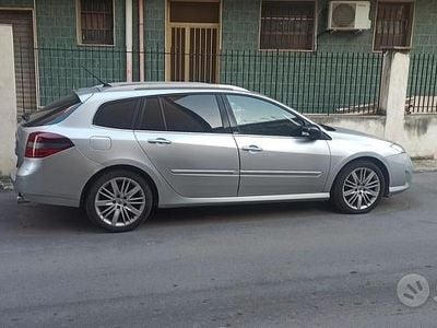 Usata Renault Laguna III 150 CV (110 kW) 2010 Grigio Station wagon