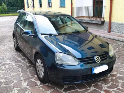 Usata VW Golf IV Comfortline 140 CV (102 kW) 2004 Berlina