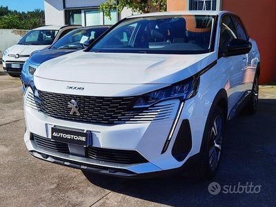 Usata Peugeot 3008 Allure 130 CV (95 kW) 2022 Bianco SUV