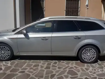 Usata Ford Mondeo 140 CV (102 kW) 2008 Grigio Station wagon