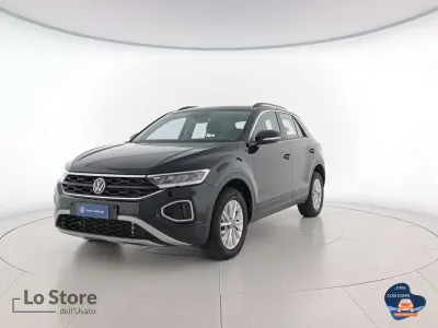 Usata VW T-Roc Life 150 CV (110 kW) 2025 Deep black perlato SUV