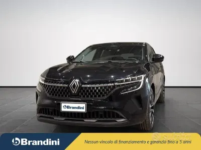 Usata Renault Austral Techno 131 CV (96 kW) 2024 Nero SUV