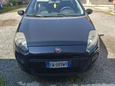 Brugt Fiat Punto Street 75 HK (55 kW) 2014 Hatchback