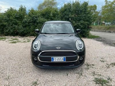 Usata Mini ONE 75 CV (55 kW) 2019 Nero Utilitaria