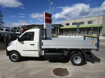 Nuova Piaggio Porter 105 CV (77 kW) 2025 Bianco
