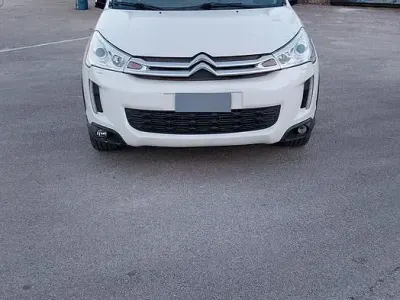 Usata Citroën C4 Aircross 150 CV (110 kW) 2012 Bianco SUV