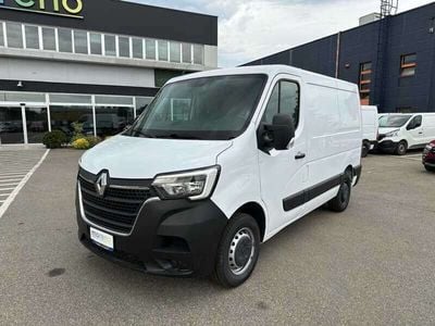 Renault Master T28
