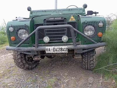 Usata Land Rover 88 1970 Verde SUV