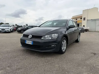 Second-hand VW Golf VII Trendline 90 CP (66 kW) 2016 Pastello Berlinǎ