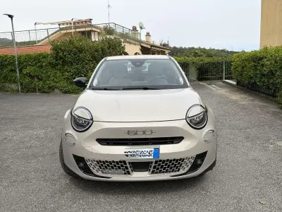 Usata Fiat 600 101 CV (74 kW) 2024 SUV