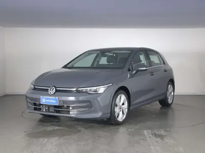 Usata VW Golf VIII Style 150 CV (110 kW) 2025 Dolphin grey metallizzato Berlina