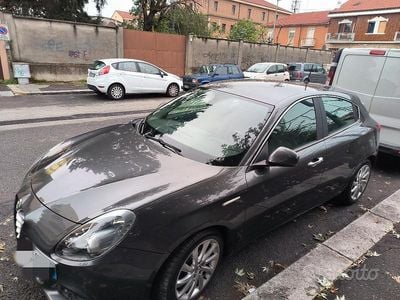 Usata Alfa Romeo Giulietta Distinctive 109 CV (80 kW) 2015 Grigio Utilitaria