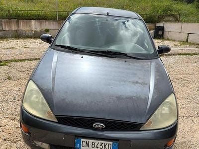 Usata Ford Focus 100 CV (73 kW) 2004 Grigio Berlina