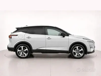 Usata Nissan Qashqai N-Connecta 140 CV (102 kW) 2022 Grigio SUV