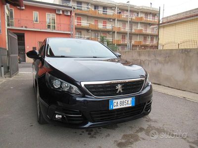 Usata Peugeot 308 Business-Line 131 CV (96 kW) 2020 Blu Berlina