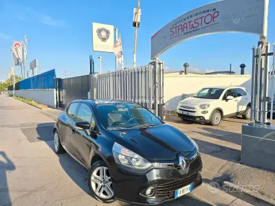 Usata Renault Clio IV Zen 75 CV (55 kW) 2015 Nero Berlina