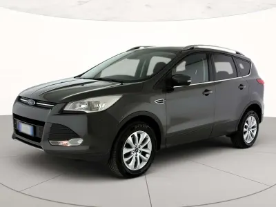 Usata Ford Kuga S 120 CV (88 kW) 2016 Grigio metallizzato scuro SUV