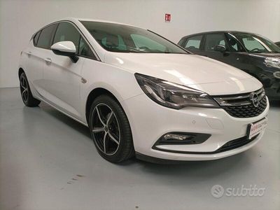 usata Opel Astra 1.6 CDTi 110CV S&S 5porte Innovation