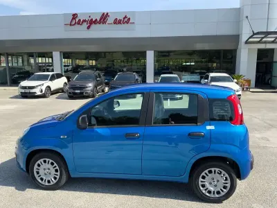 Nuova Fiat Panda Icon 71 CV (52 kW) 2026 Blu/azzurro Utilitaria