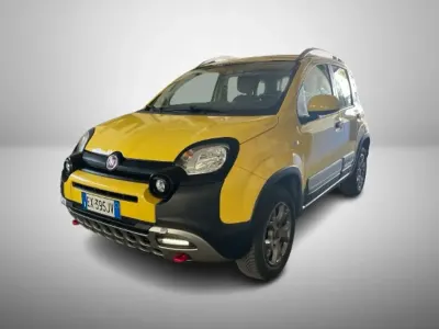 Usata Fiat Panda Cross Cross 80 CV (58 kW) 2014 Giallo Utilitaria