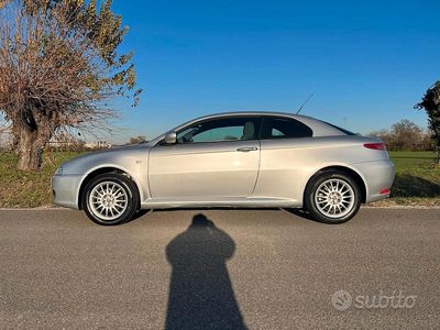 Usata Alfa Romeo GT Progression 140 CV (102 kW) 2010 Grigio Coupé