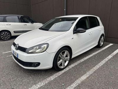 Usata VW Golf VII Highline 140 CV (102 kW) 2012 Berlina