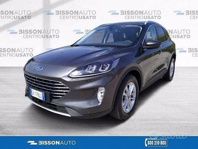 Usata Ford Kuga Titanium 120 CV (88 kW) 2020 Grigio metallizzato SUV