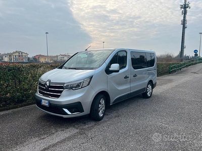 Grigio Usata 2022 Renault Trafic Intens Monovolume | 29.000 € (Buon prezzo)