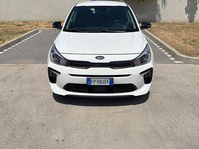 Usata Kia Rio GT-Line 120 CV (88 kW) 2018 Bianco Berlina