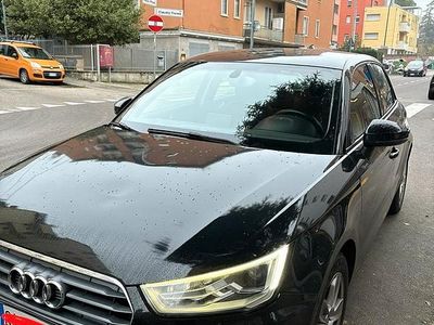 Usata Audi A1 Sportback 90 CV (66 kW) 2015 Nero Utilitaria
