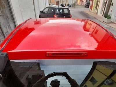 Usata Peugeot 107 Access 68 CV (50 kW) 2010 Rosso Utilitaria