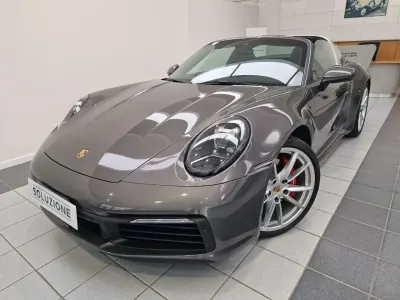 Usata Porsche 911 Targa 4S 450 CV (330 kW) 2021 Grigio Cabrio