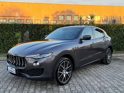 Usata Maserati Levante 250 CV (183 kW) 2016 Grigio SUV
