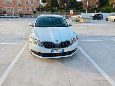 Begagnad Skoda Octavia 131 HK (96 kW) 2019 Vit Kombi