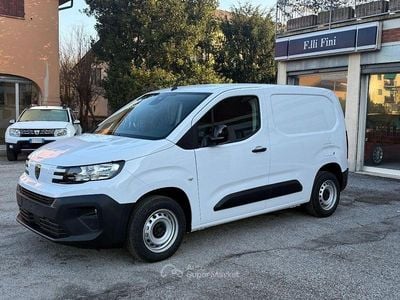 Nuova Peugeot Partner Active 101 CV (74 kW) 2025 Bianco Monovolume