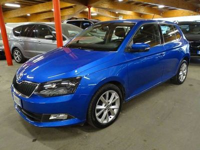 Usata Skoda Fabia Design Edition 75 CV (55 kW) 2018 Blu/azzurro Utilitaria