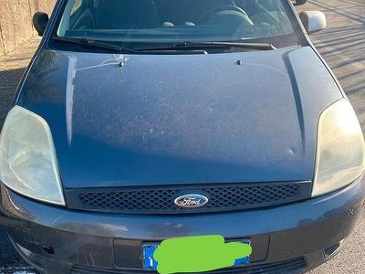 Usata Ford Fiesta 2004 Utilitaria