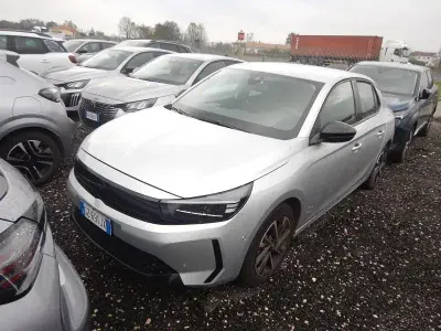 Usata Opel Corsa S 100 CV (73 kW) 2025 Kaolin white Utilitaria