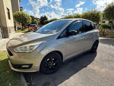 Oro Usata 2015 Ford C-MAX S Monovolume | 7000 € (Buon prezzo)