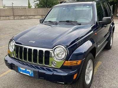 Usata Jeep Cherokee Limited 163 CV (119 kW) 2007 Blu/azzurro SUV