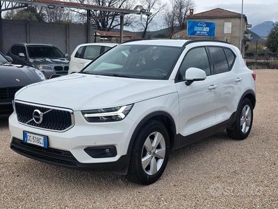 Usata Volvo XC40 R-Design 150 CV (110 kW) 2020 Bianco SUV