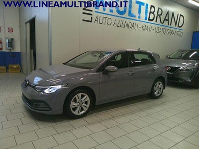 Usata VW Golf VIII Life 150 CV (110 kW) 2020 Grigio