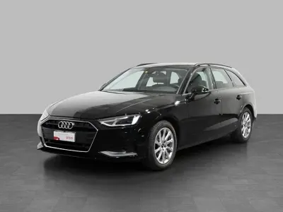 Usata Audi A4 Business 136 CV (100 kW) 2024 Nero brillante Station wagon