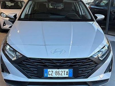 Nuova Hyundai i20 78 CV (57 kW) 2025 Grigio Berlina