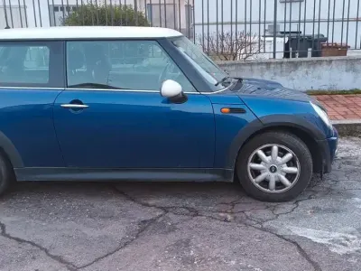 Usata Mini Cooper 75 CV (55 kW) 2004 Utilitaria