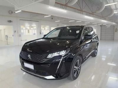 Begagnad Peugeot 3008 Allure 131 HK (96 kW) 2022 Svart SUV