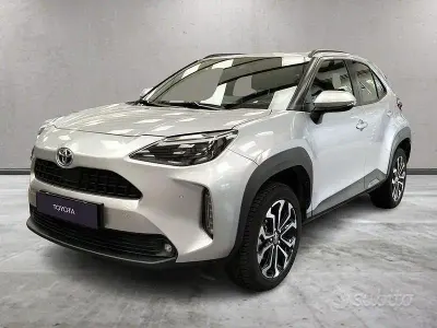 Usata Toyota Yaris Cross Trend 116 CV (85 kW) 2023 Grigio SUV