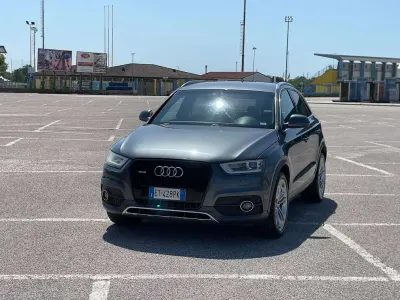 Usata Audi Q3 Business 140 CV (102 kW) 2014 Blu/azzurro SUV