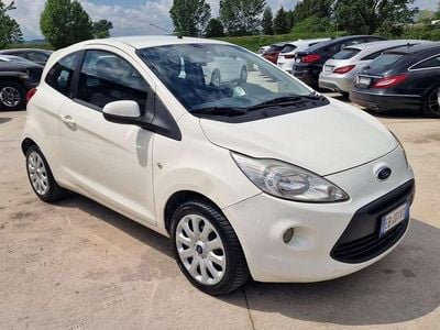 Usata Ford Ka Titanium 69 CV (50 kW) 2010 Bianco Utilitaria